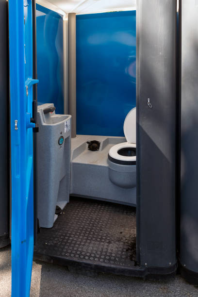 Best Porta potty rental near me  in Parker, FL