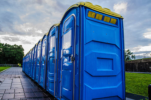 Best Portable bathroom rental  in Parker, FL